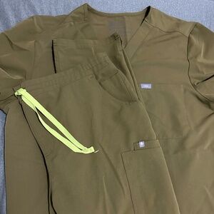 Martini Olive Figs Scrubs